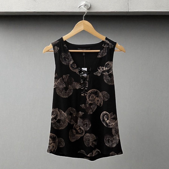 White House Black Market Tops - NWT White House Black Market WHBM Black Tan Sleeveless Top with Nautical Print